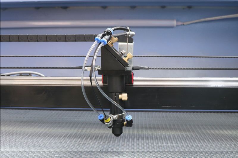 laser-cutting-machine4_1578645432